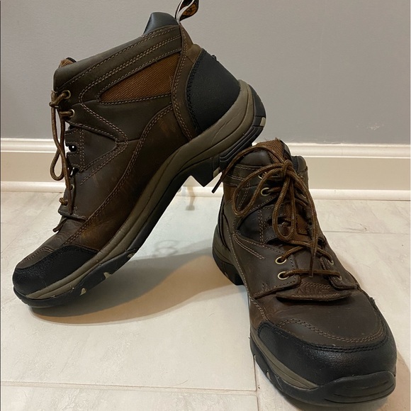 Ariat Other - Ariat mens 10-1/2EE shoe